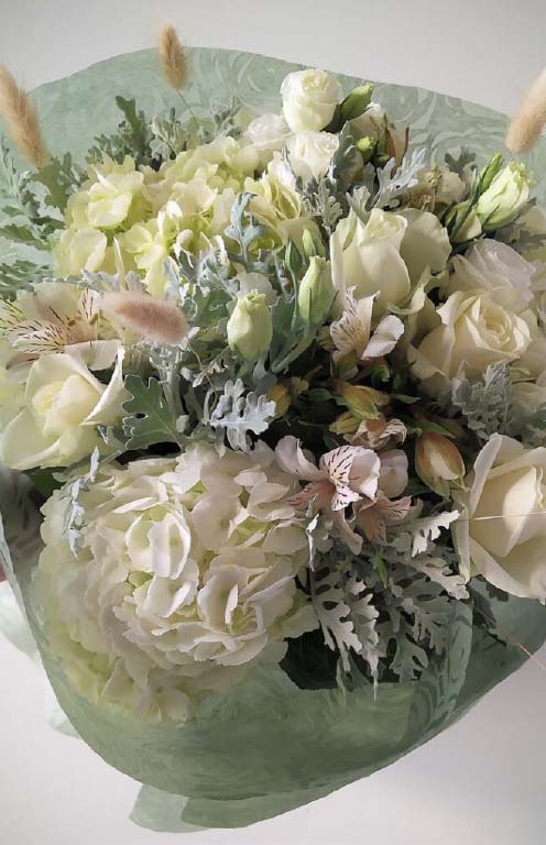 Ανθοδέσμη Λευκής Ορτανσίας